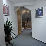 شقة Poustka
